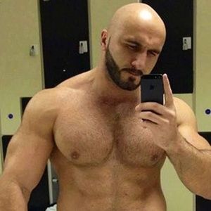 Meet your Posher, Mathis